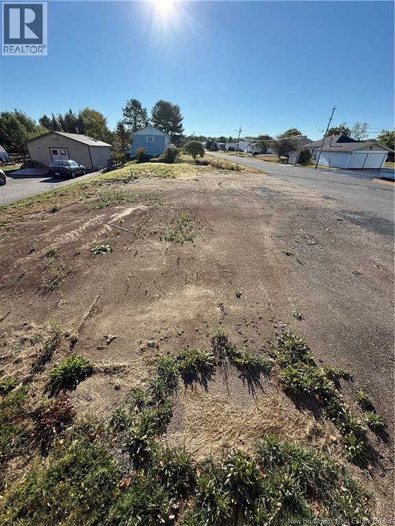 2495 Rough Waters Drive, Bathurst, New Brunswick  E2A 1Z5 - Photo 2 - NB126693