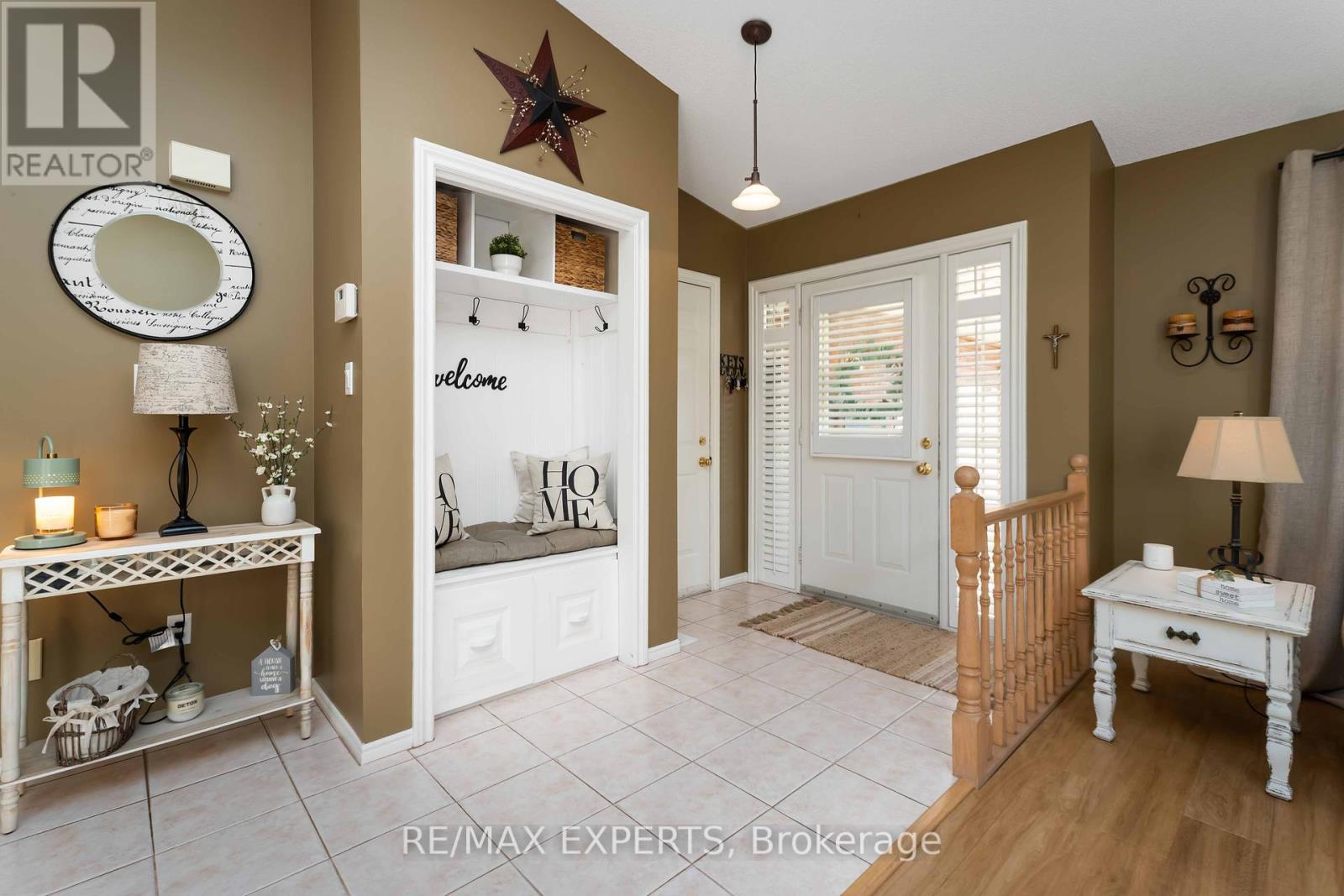5991 Andrea Drive, Niagara Falls, Ontario  L2H 2Z9 - Photo 5 - X12403291