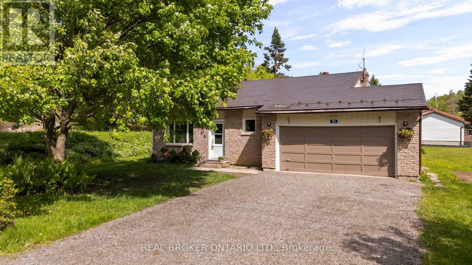 180 BAKERY LANE, Gravenhurst, Ontario