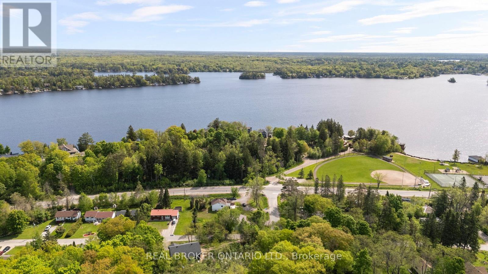 180 Bakery Lane, Gravenhurst, Ontario  P1P 1R2 - Photo 32 - X12403300