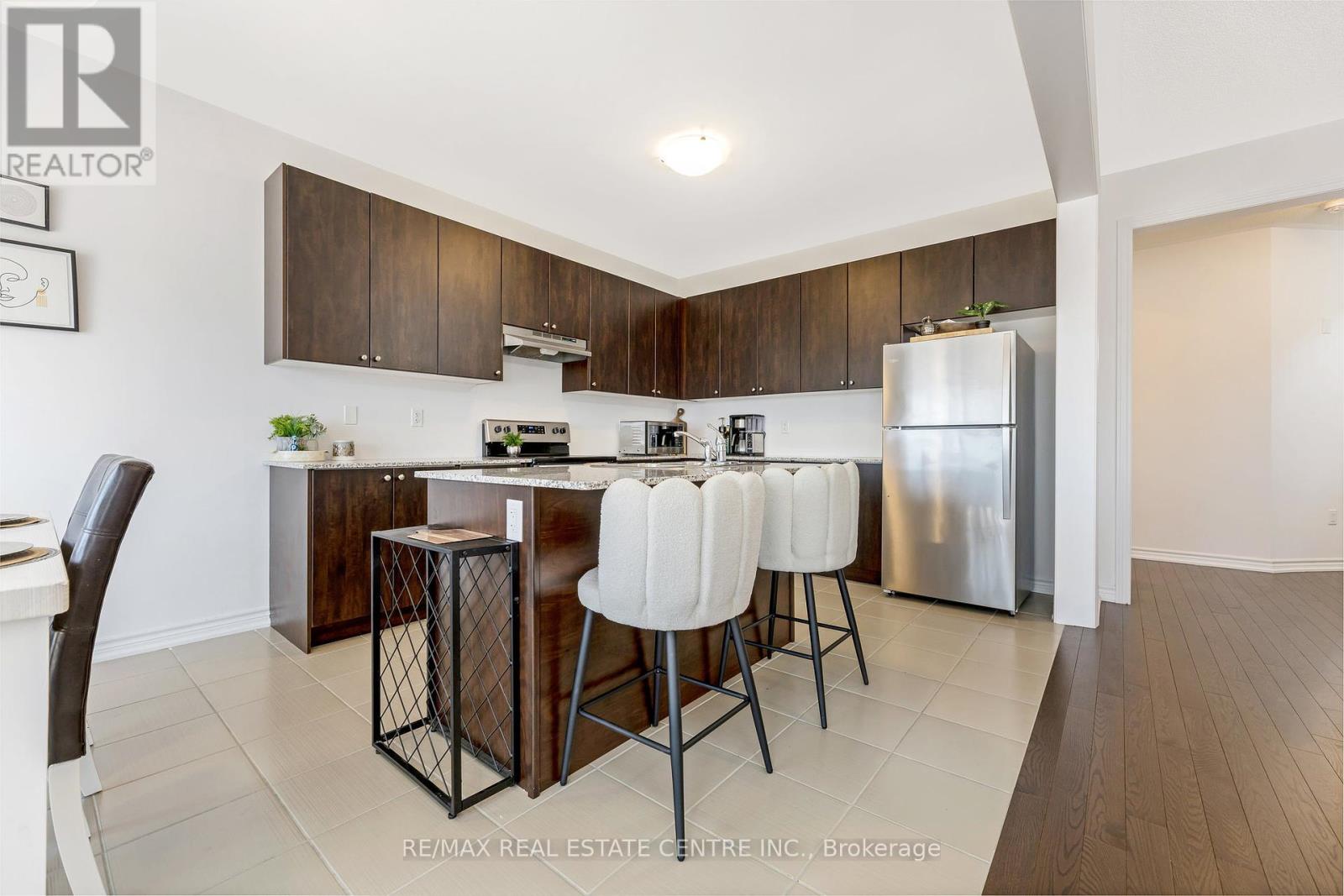 322 Russell Street, Southgate, Ontario  N0C 1B0 - Photo 10 - X12403308