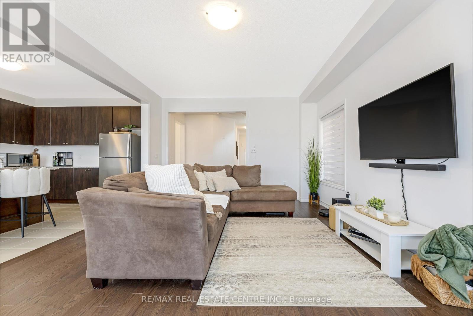 322 Russell Street, Southgate, Ontario  N0C 1B0 - Photo 8 - X12403308