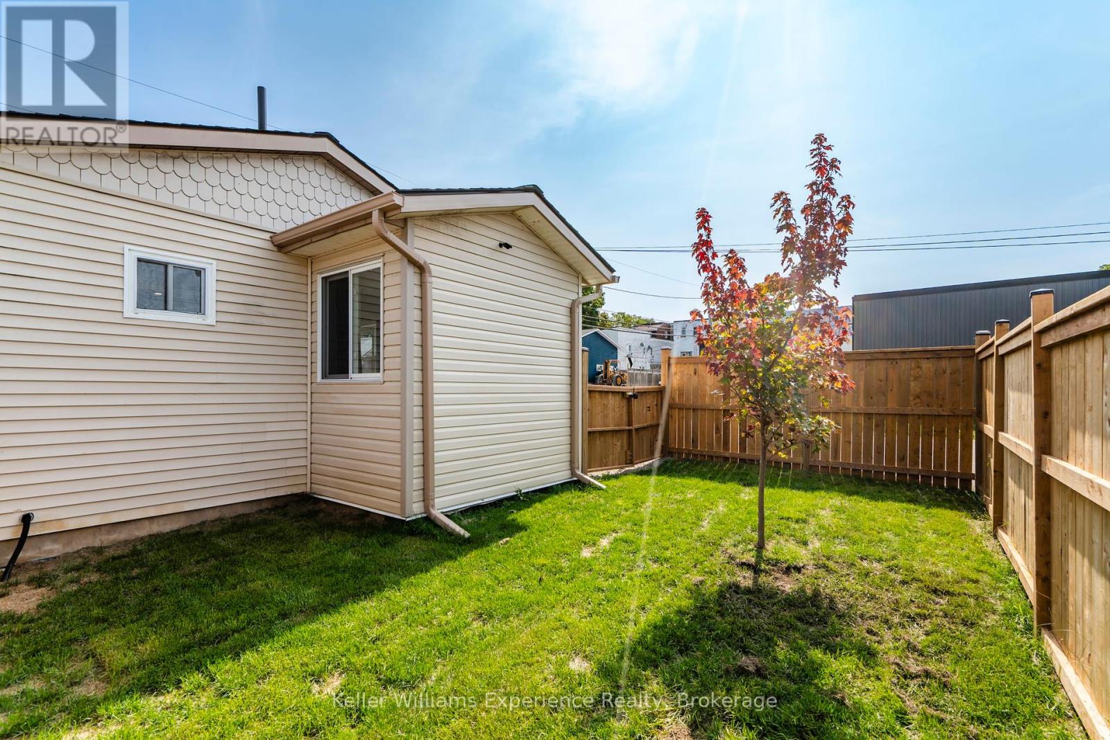 10 Levi Simon Trail, Penetanguishene, Ontario L9M 1A4 - Photo 15 - S12403552