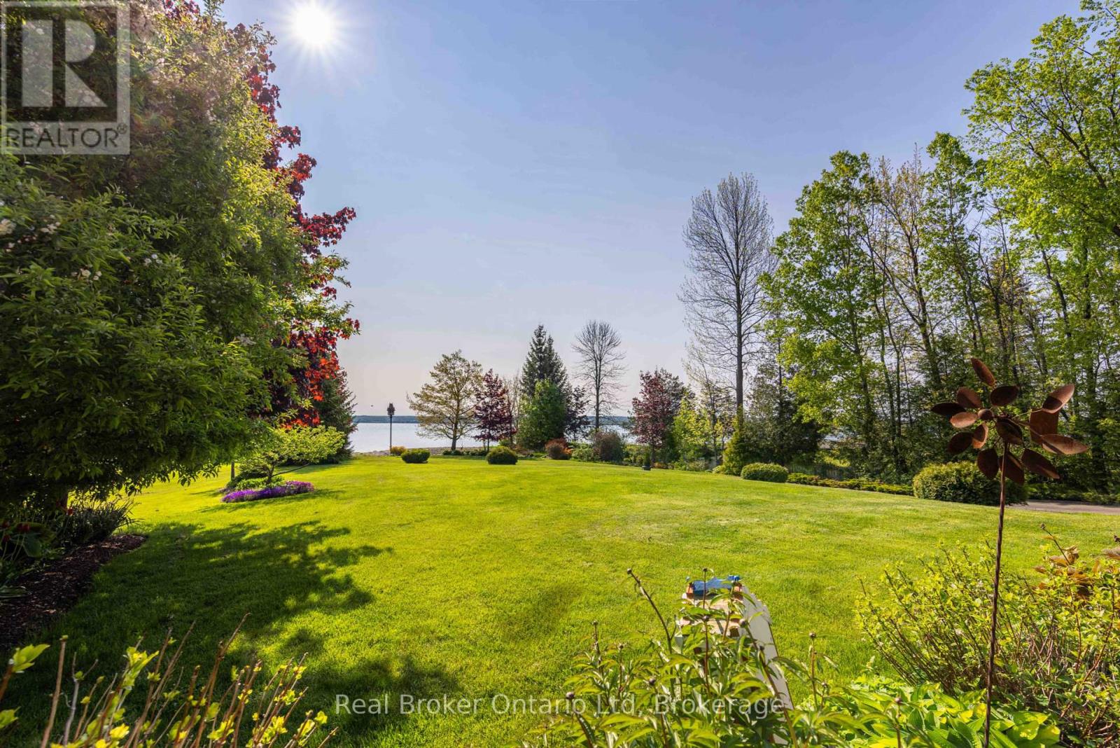 361 Balmy Beach Road, Georgian Bluffs, Ontario  N4K 5N4 - Photo 41 - X12403583