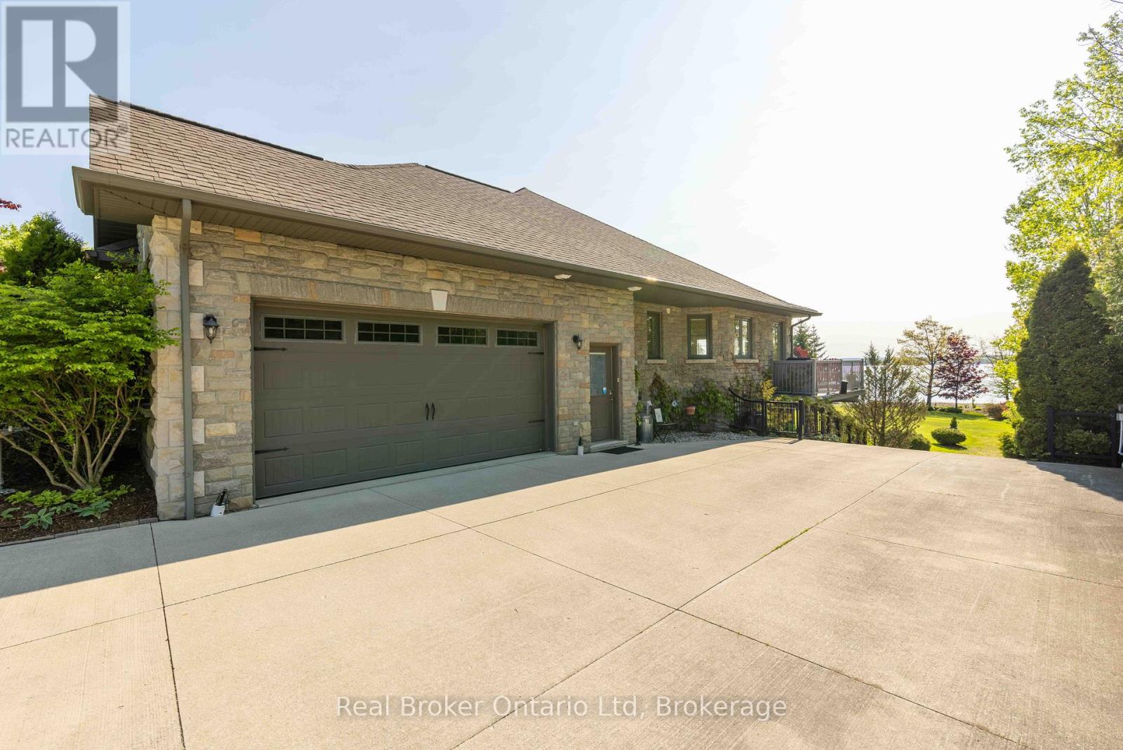 361 Balmy Beach Road, Georgian Bluffs, Ontario  N4K 5N4 - Photo 43 - X12403583