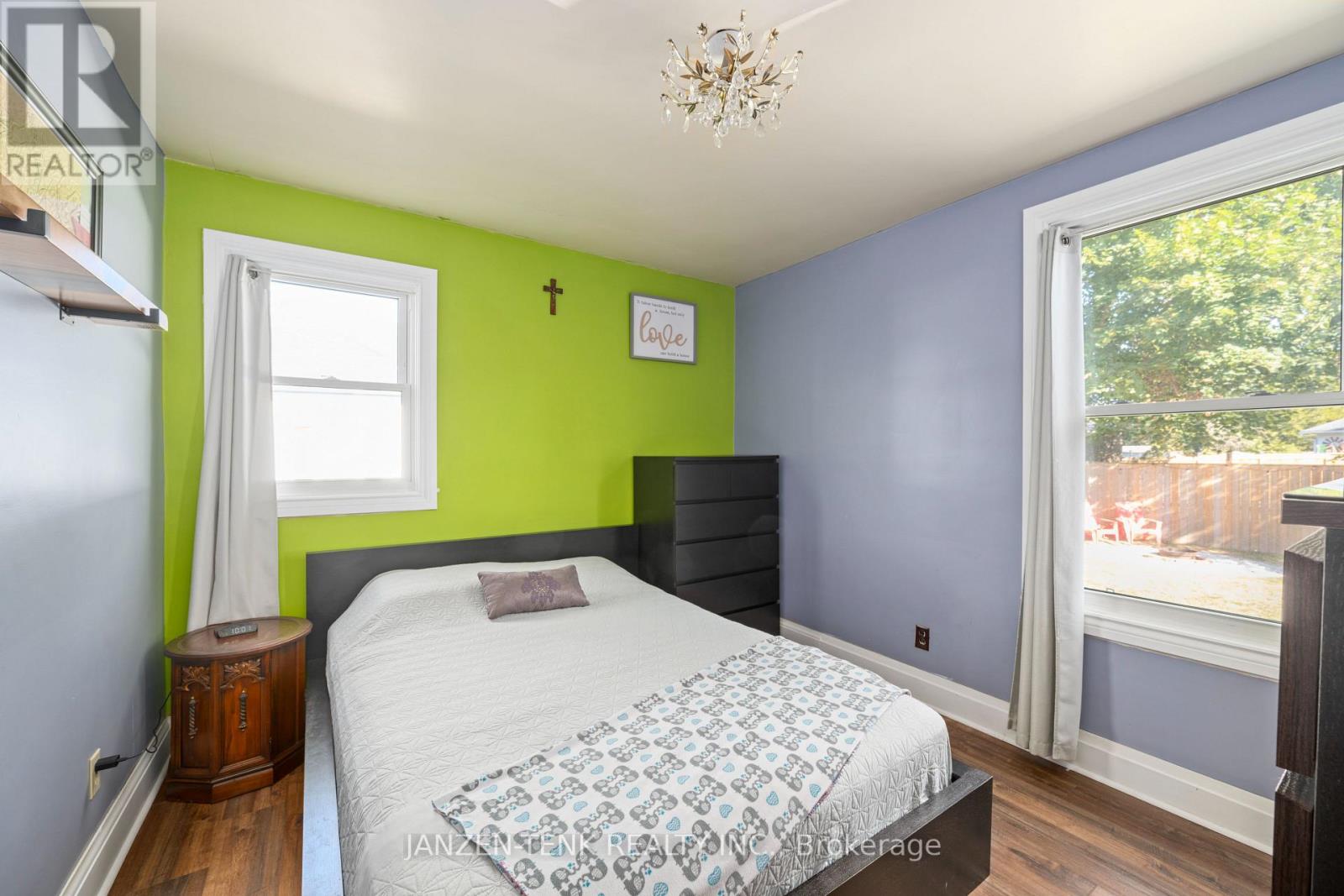 154 Elm Street, St. Thomas, Ontario  N5R 1J3 - Photo 17 - X12403492