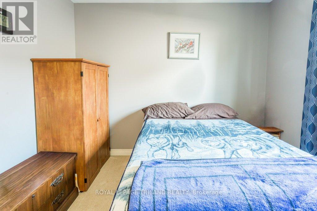 28 Schreyer Drive, St. Thomas, Ontario  N5R 6E8 - Photo 13 - X12403554