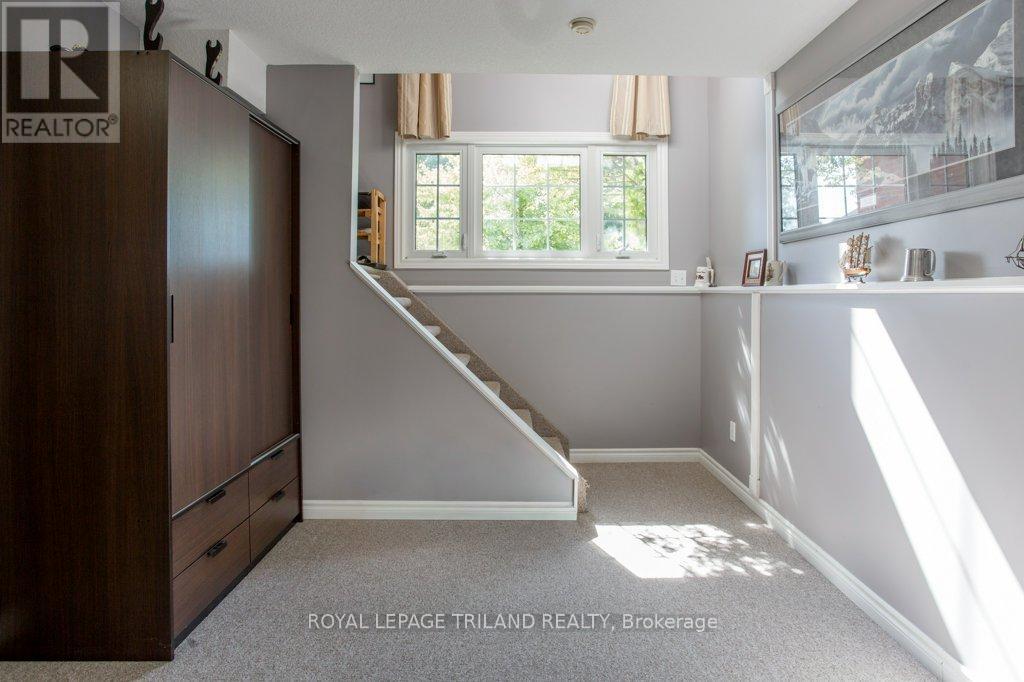 28 Schreyer Drive, St. Thomas, Ontario  N5R 6E8 - Photo 19 - X12403554