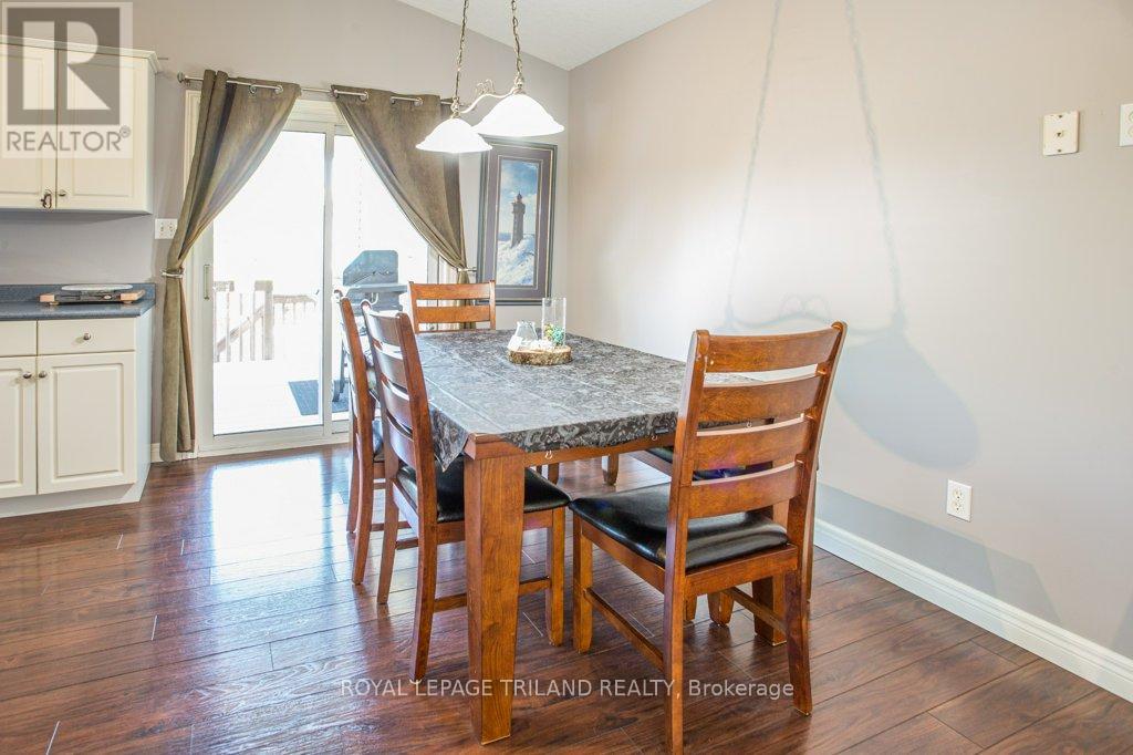 28 Schreyer Drive, St. Thomas, Ontario  N5R 6E8 - Photo 7 - X12403554