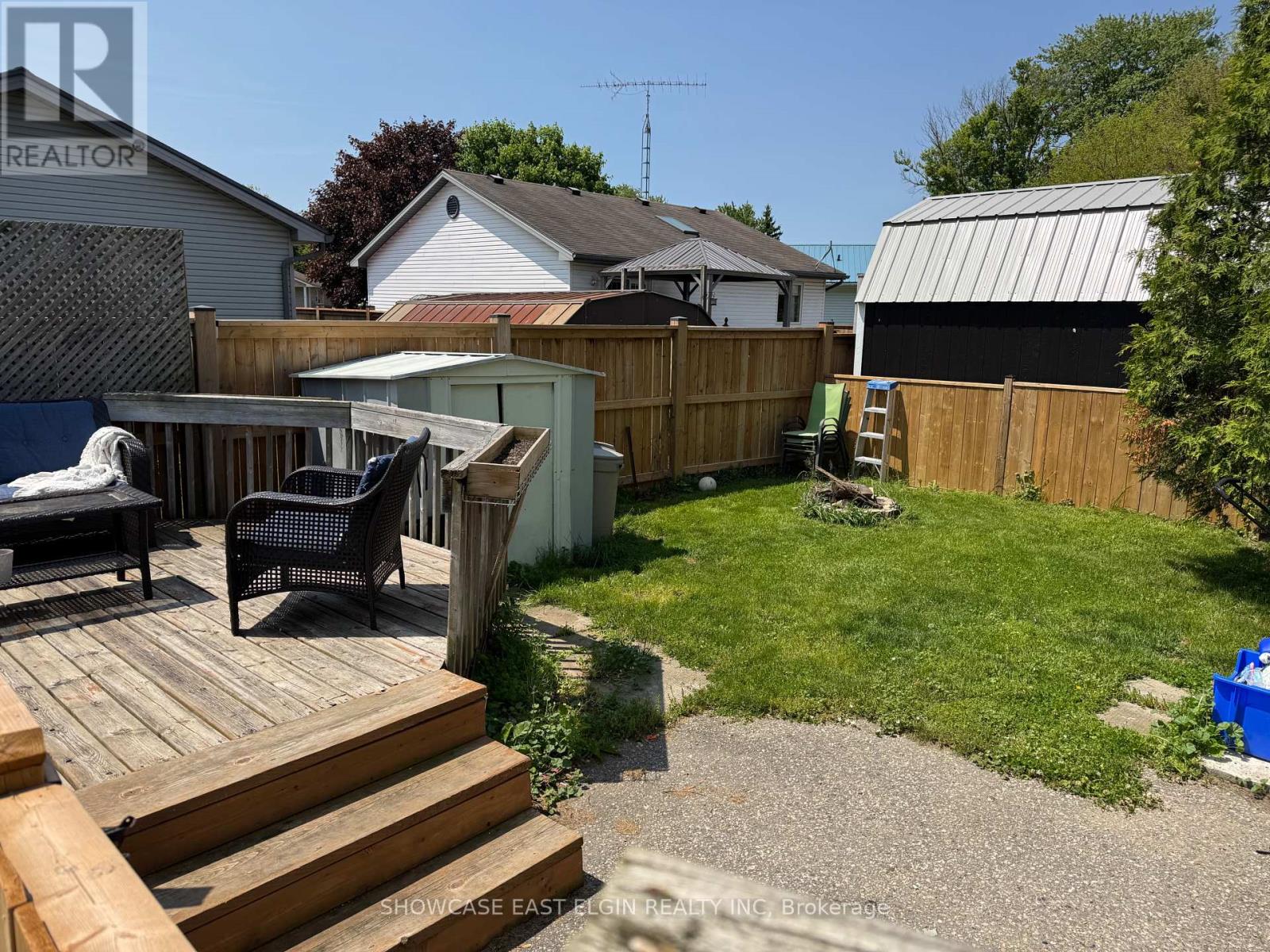 28 Melanie Drive, Aylmer, Ontario  N5H 3G6 - Photo 15 - X12403555