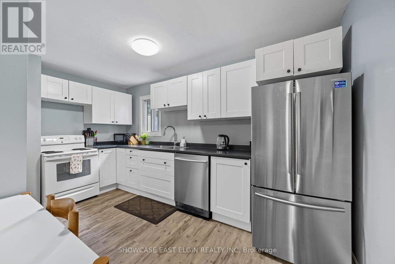 68 Dunkirk Drive, St. Thomas, Ontario  N5R 1S3 - Photo 11 - X12403557