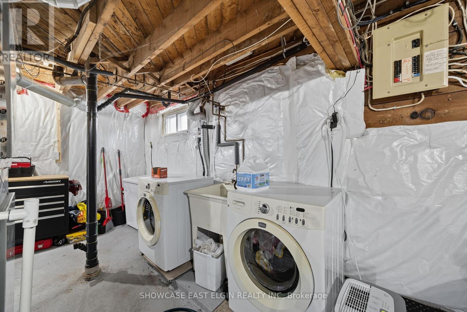 68 Dunkirk Drive, St. Thomas, Ontario  N5R 1S3 - Photo 20 - X12403557