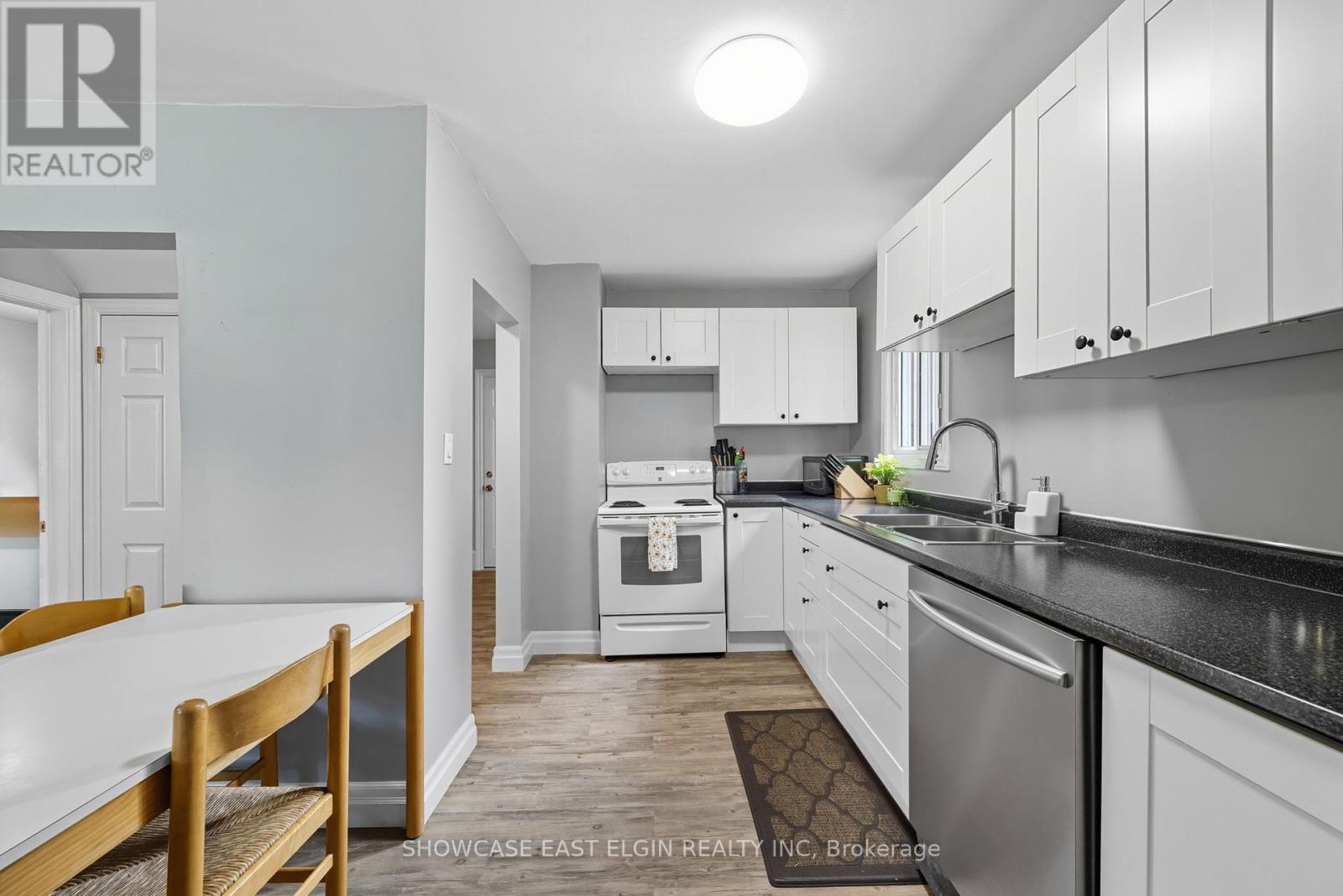 68 Dunkirk Drive, St. Thomas, Ontario  N5R 1S3 - Photo 8 - X12403557