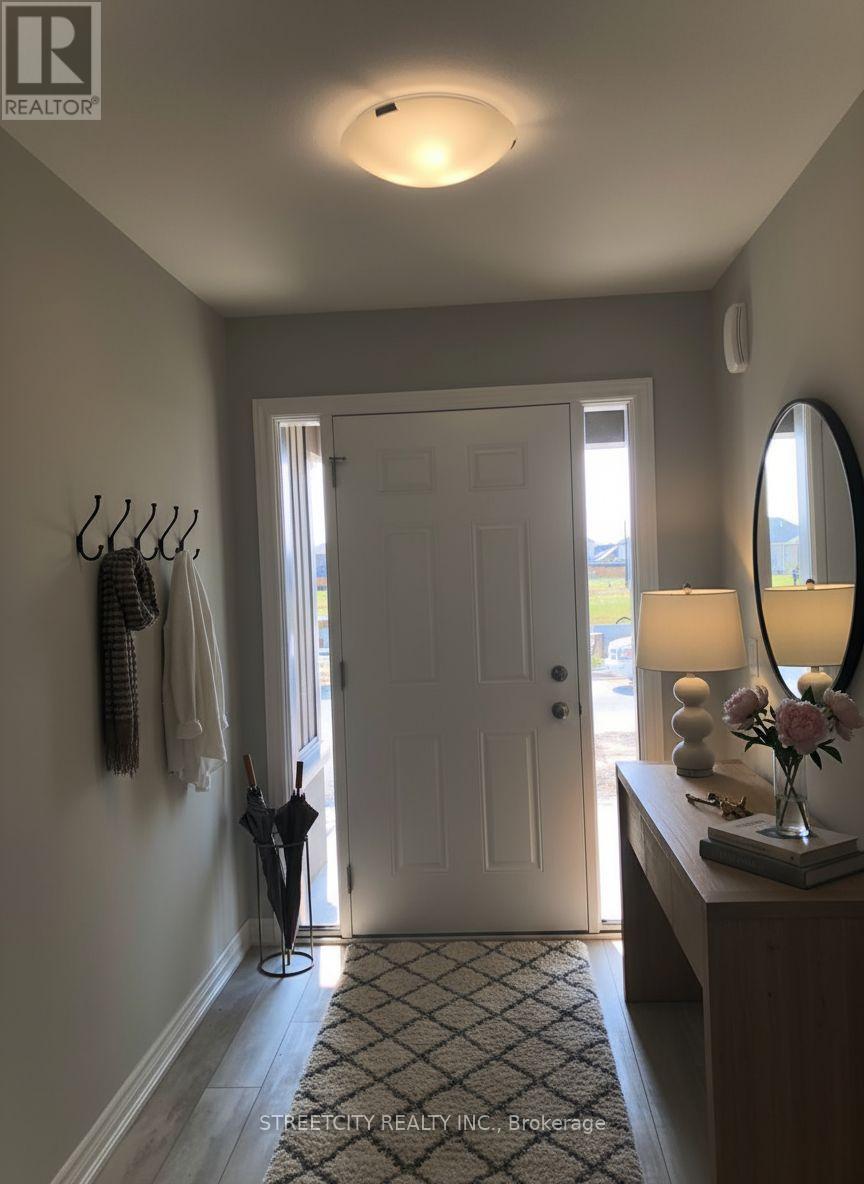 32 Bounty Avenue, Thorold (Rolling Meadows), Ontario  L2V 0B7 - Photo 2 - X12403613