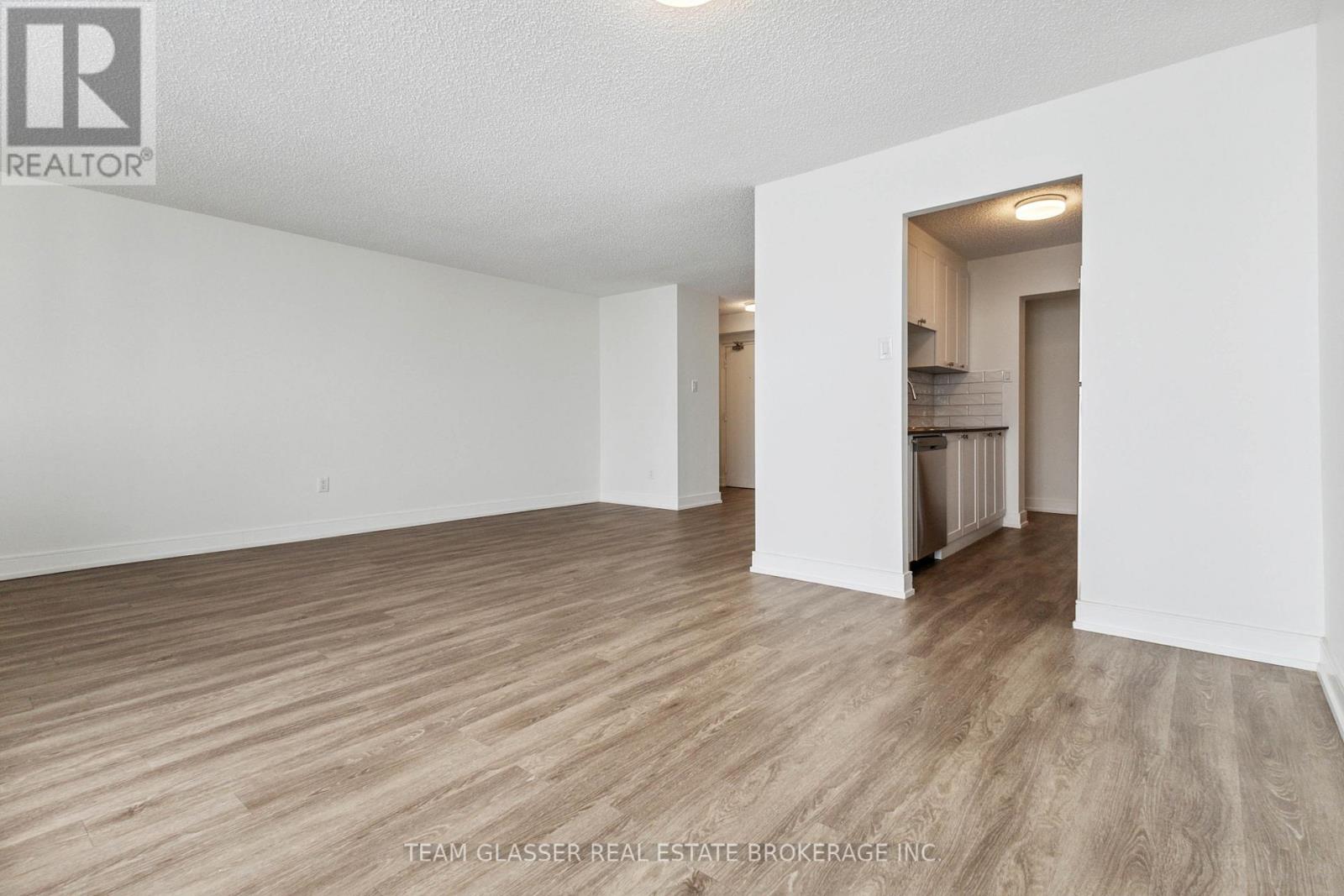 2404 - 340 Colborne Street, London, Ontario  N6B 3N1 - Photo 17 - X12403674