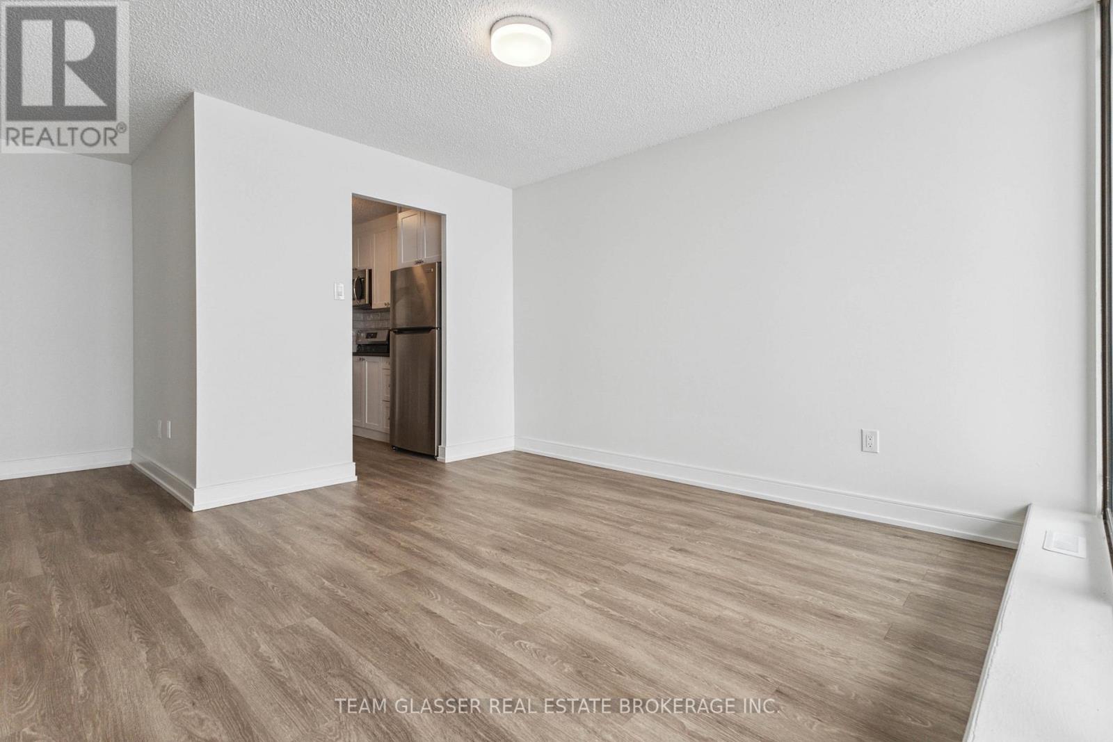 2404 - 340 Colborne Street, London, Ontario  N6B 3N1 - Photo 18 - X12403674