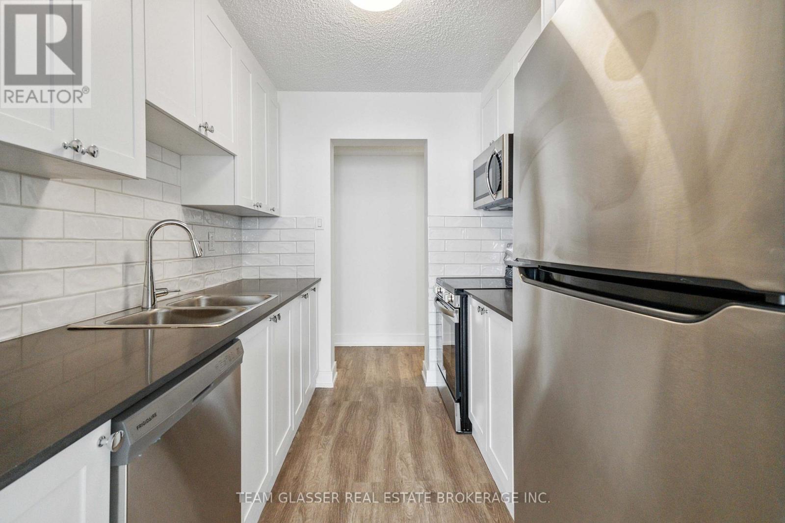 2404 - 340 Colborne Street, London, Ontario  N6B 3N1 - Photo 19 - X12403674