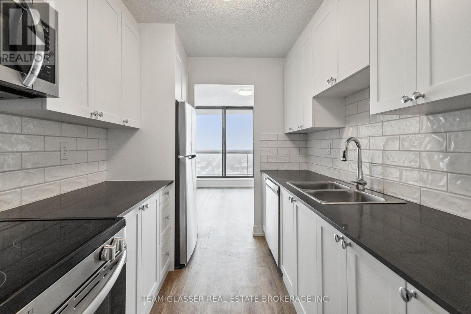 2404 - 340 Colborne Street, London, Ontario  N6B 3N1 - Photo 21 - X12403674
