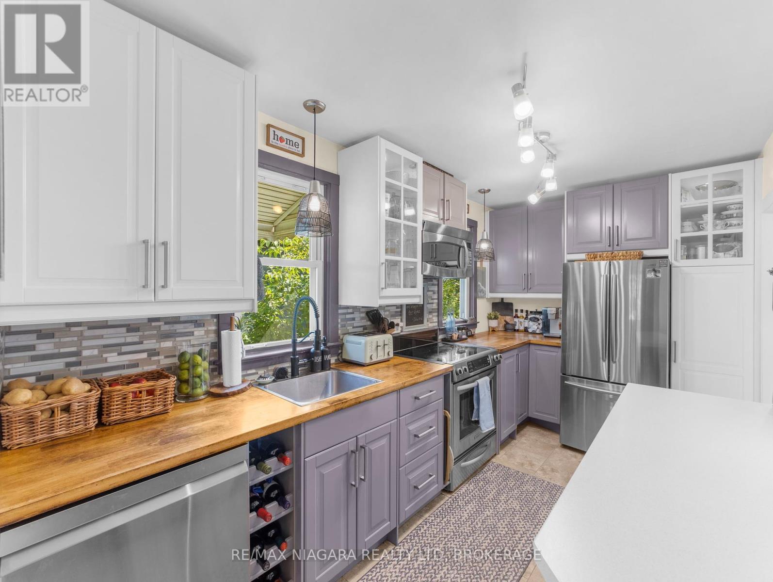 7014 Margaret Street, Niagara Falls, Ontario  L2G 2W2 - Photo 8 - X12402178