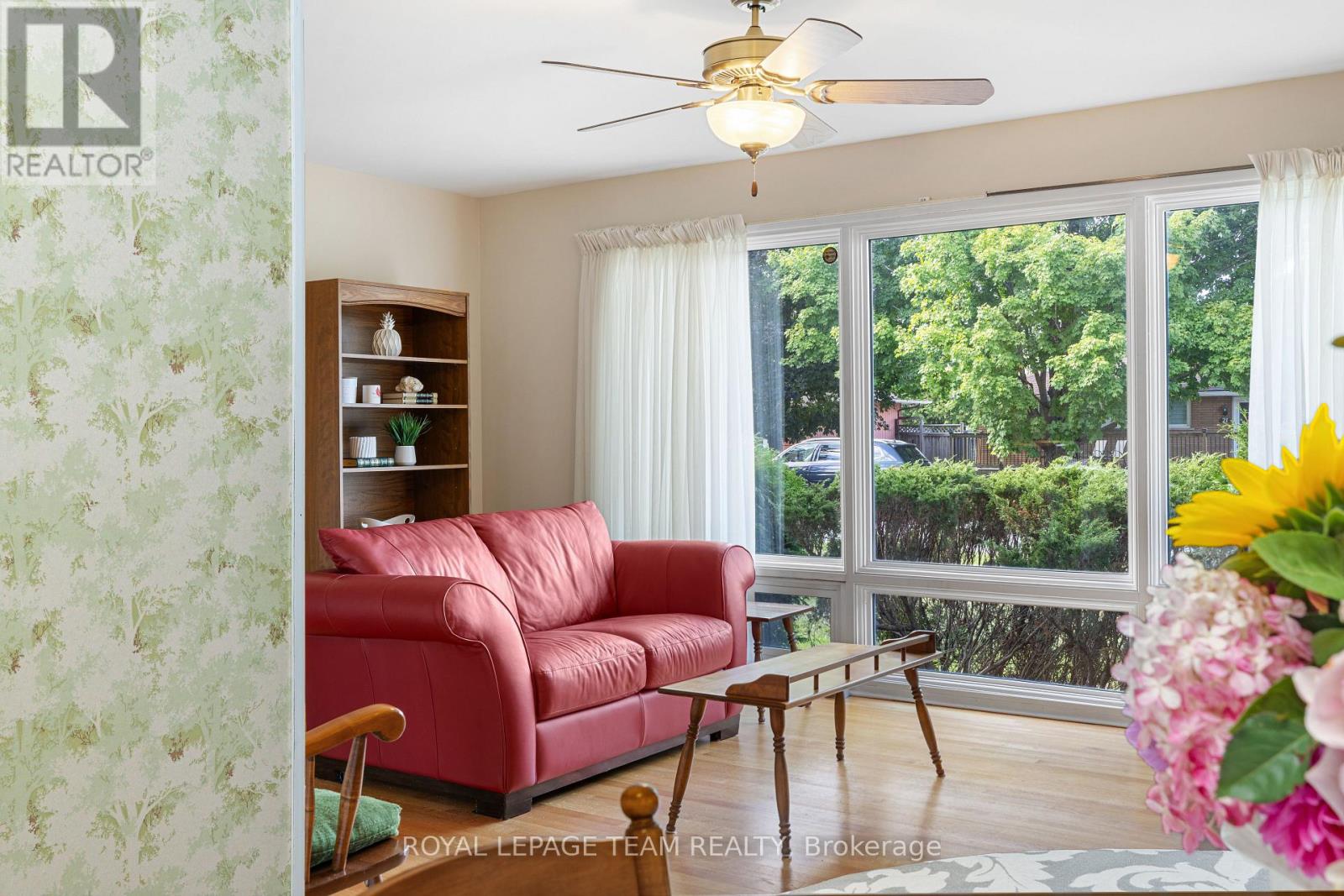 30 Ellery Crescent, Ottawa, Ontario  K2H 6M6 - Photo 16 - X12403522