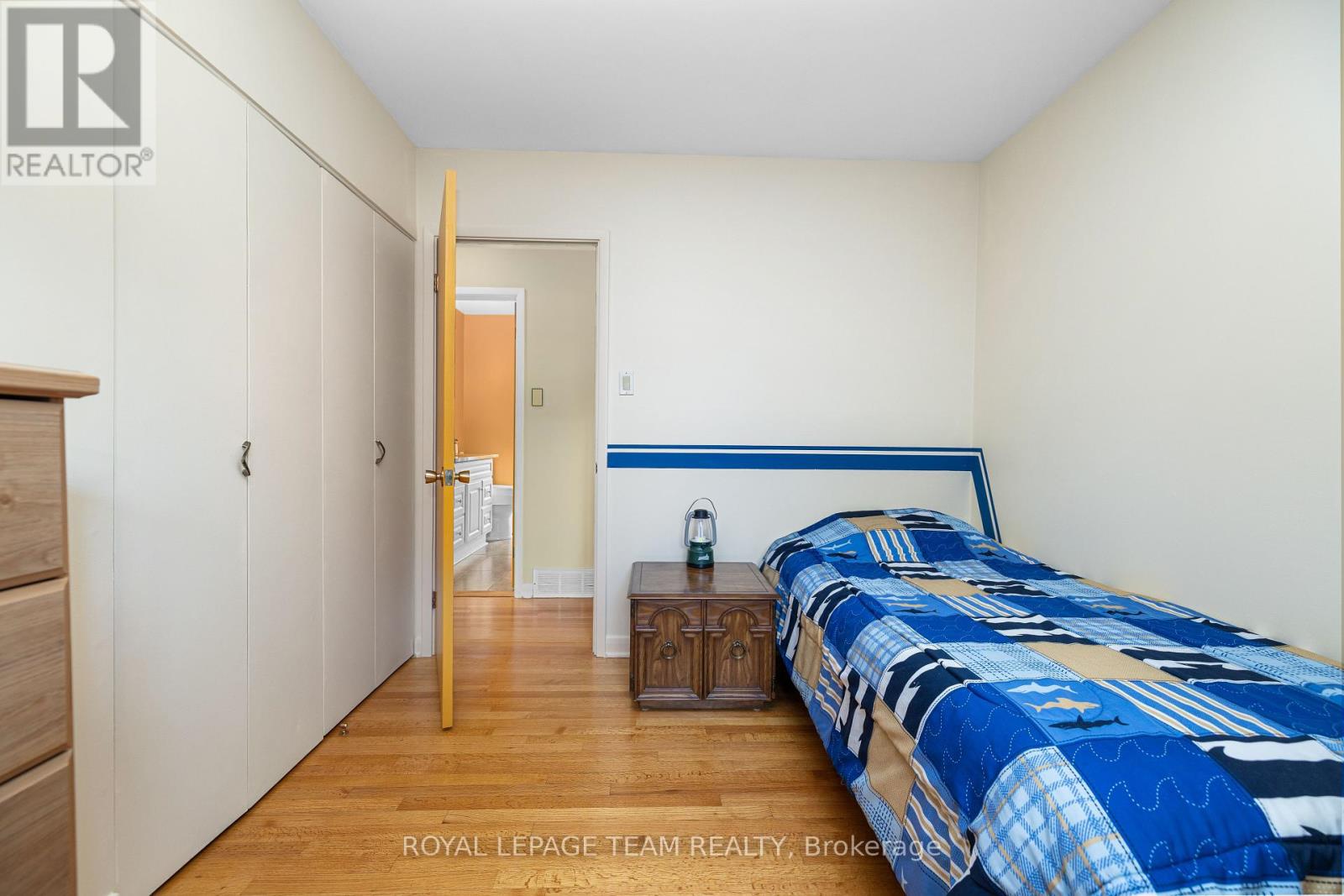 30 Ellery Crescent, Ottawa, Ontario  K2H 6M6 - Photo 26 - X12403522