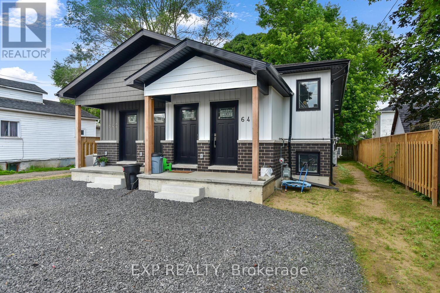 642 West Street, Prescott, Ontario  K0E 1X0 - Photo 3 - X12403529