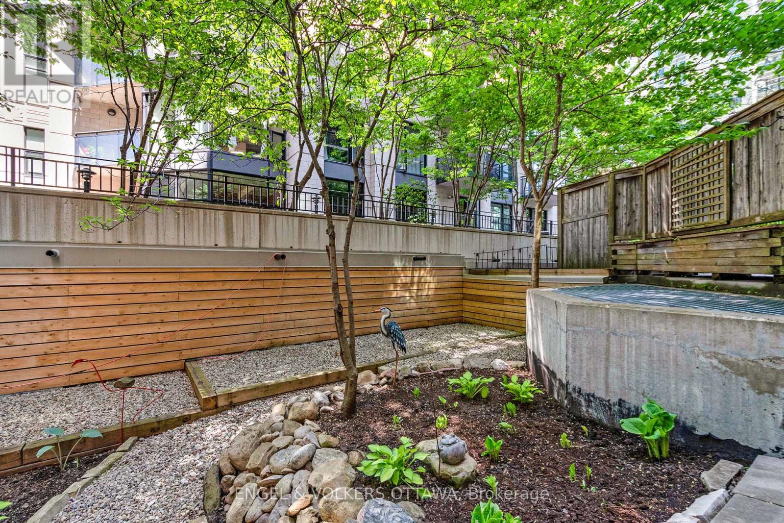 203 - 375 Lisgar Street, Ottawa, Ontario  K2P 0E3 - Photo 7 - X12403654