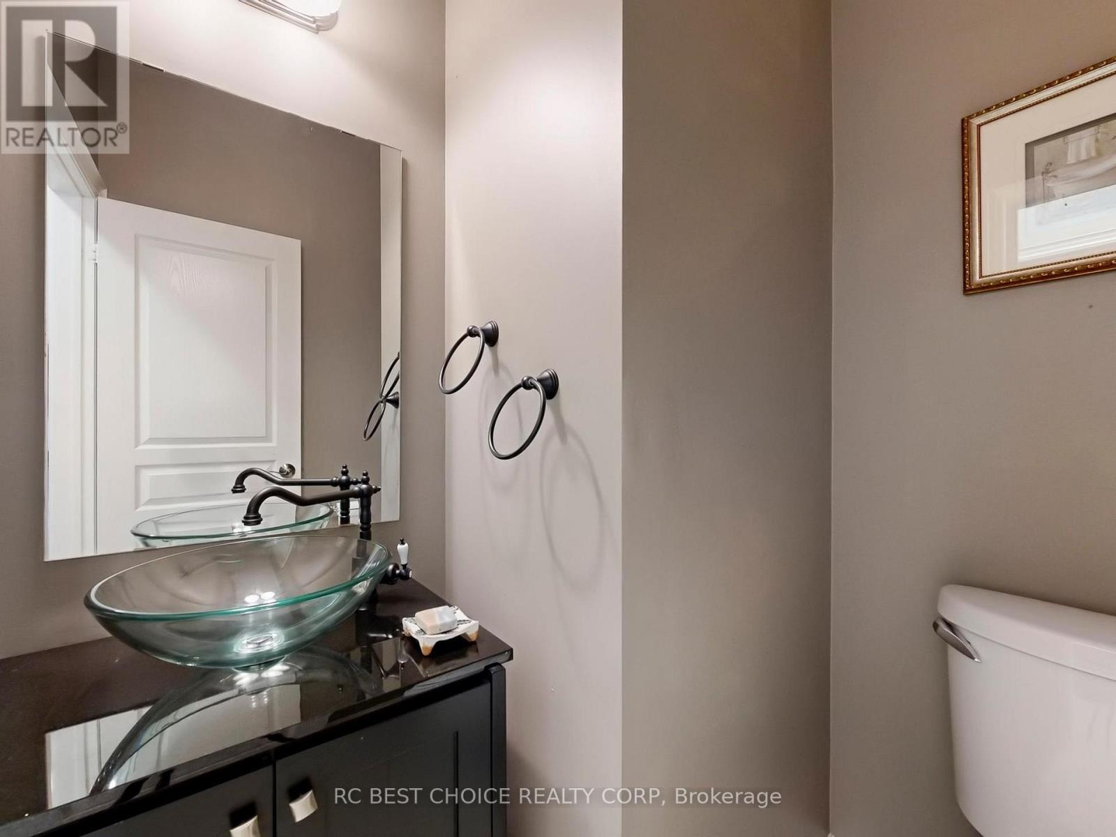 192 Tonner Crescent, Aurora, Ontario  L4G 0G6 - Photo 21 - N12392788