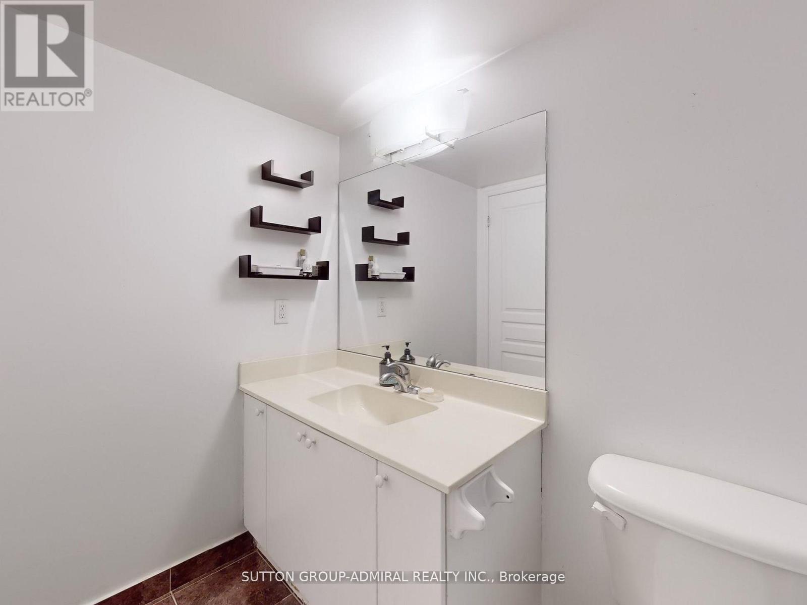 1012 - 7 North Park Road, Vaughan, Ontario  L4J 0C9 - Photo 21 - N12403171
