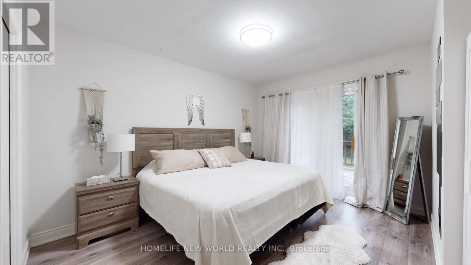 11 Elynhill Drive, Toronto (Willowdale West), Ontario  M2R 1C5 - Photo 15 - C12403442