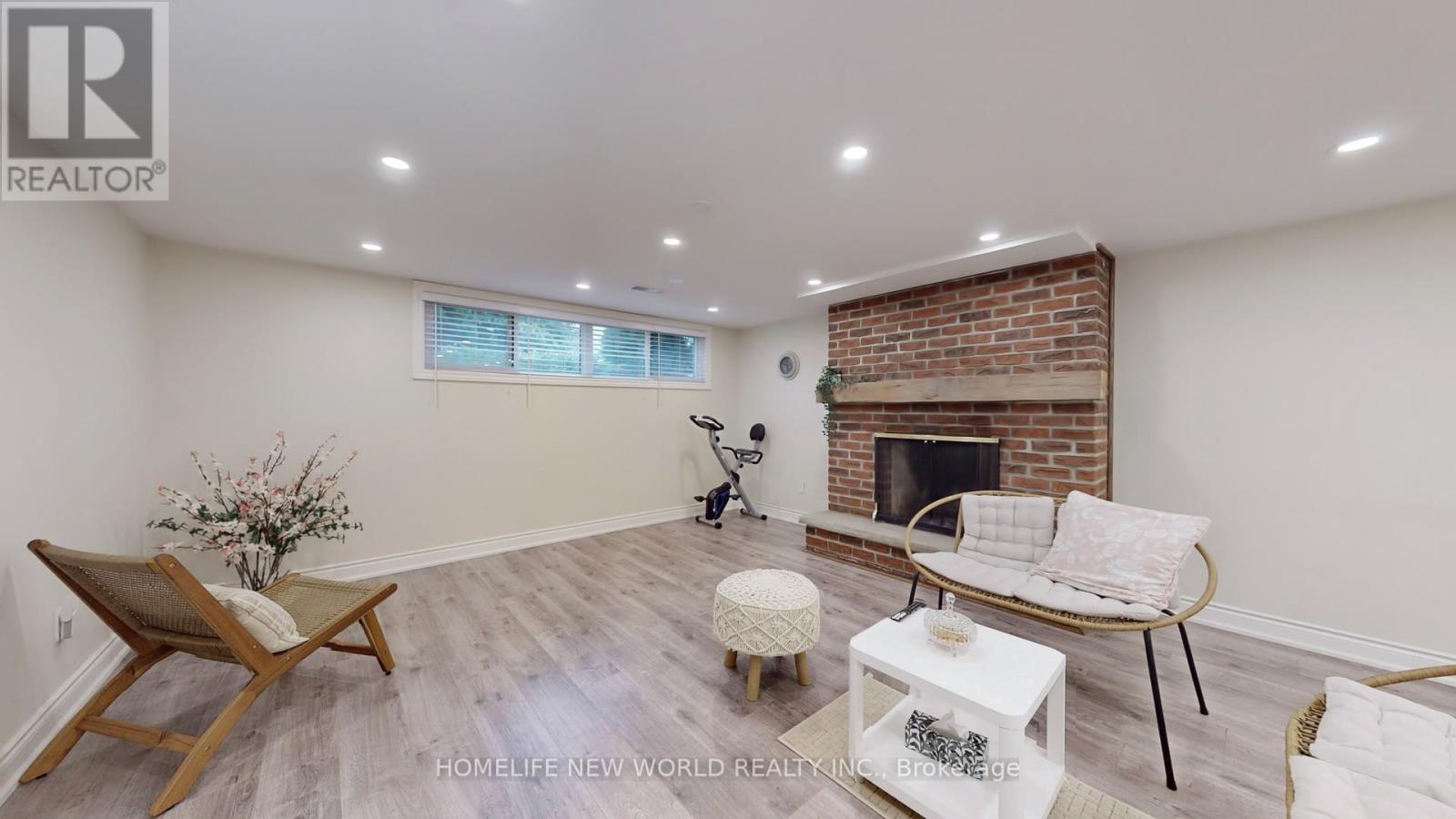11 Elynhill Drive, Toronto (Willowdale West), Ontario  M2R 1C5 - Photo 27 - C12403442