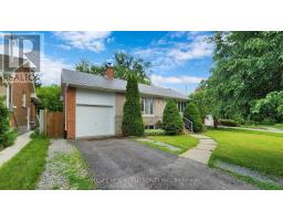 11 Elynhill Drive, Toronto (Willowdale West), Ca