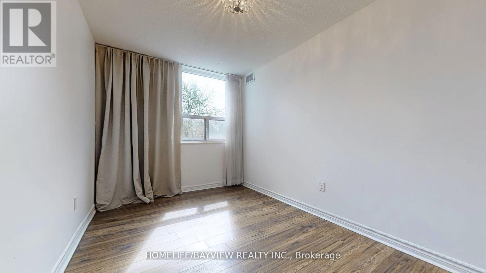 301 - 5 Old Sheppard Avenue, Toronto, Ontario  M2J 4K3 - Photo 15 - C12403454