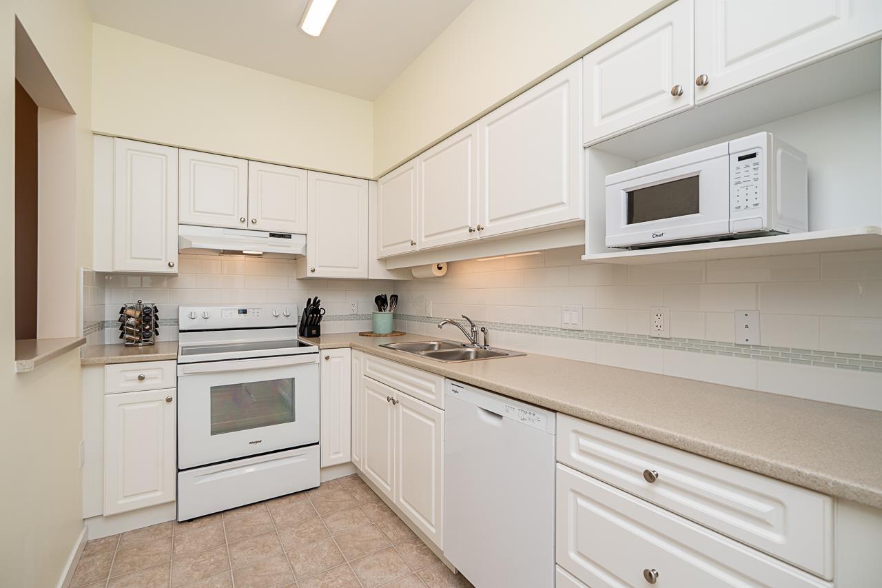105 13911 70 Avenue, Surrey, British Columbia  V3W 6B4 - Photo 9 - R3047226