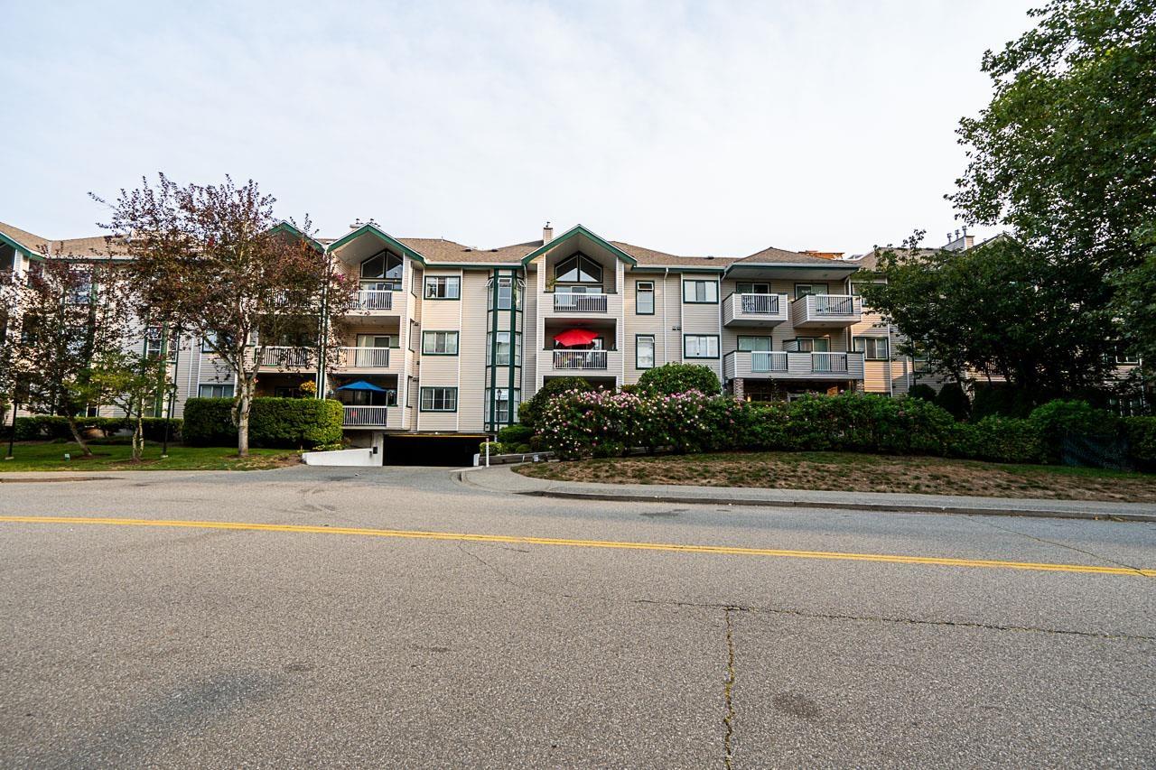 105 13911 70 Avenue, Surrey, British Columbia  V3W 6B4 - Photo 2 - R3047226