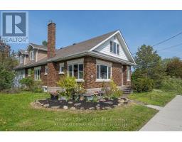61 Francis Street E, Kawartha Lakes (Fenelon Falls), Ca