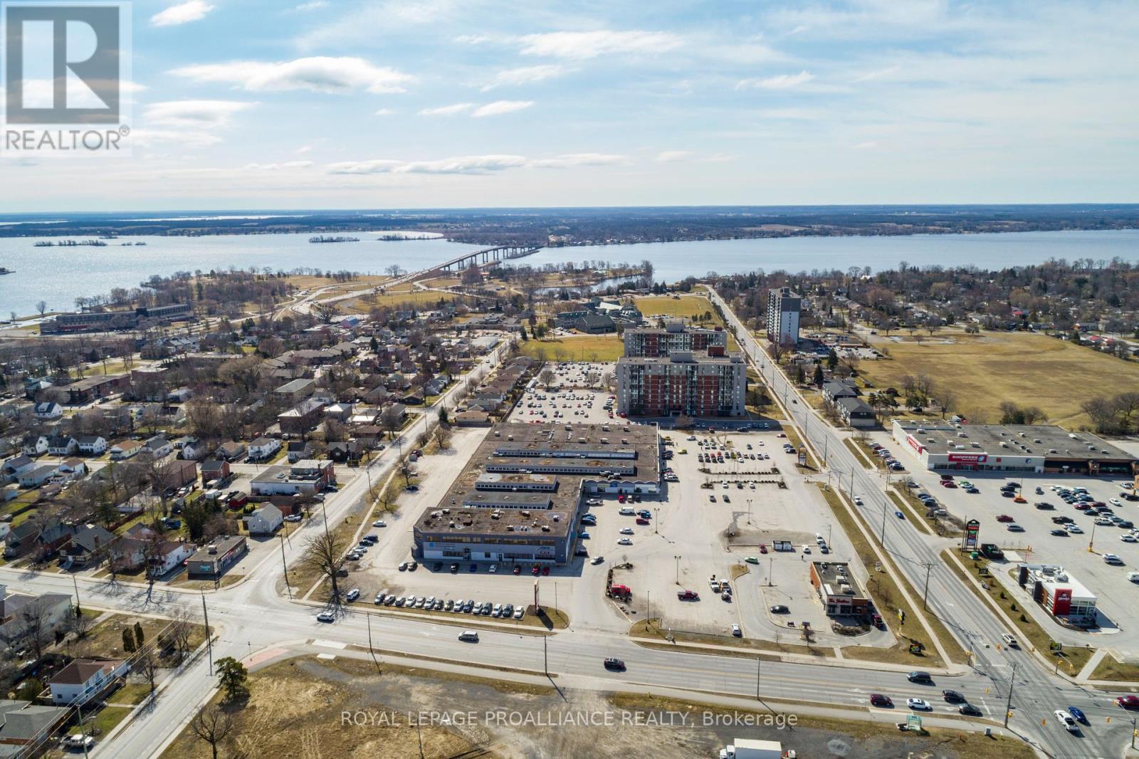 12 - 161 Bridge Street W, Belleville, Ontario  K8P 1K2 - Photo 2 - X12403601