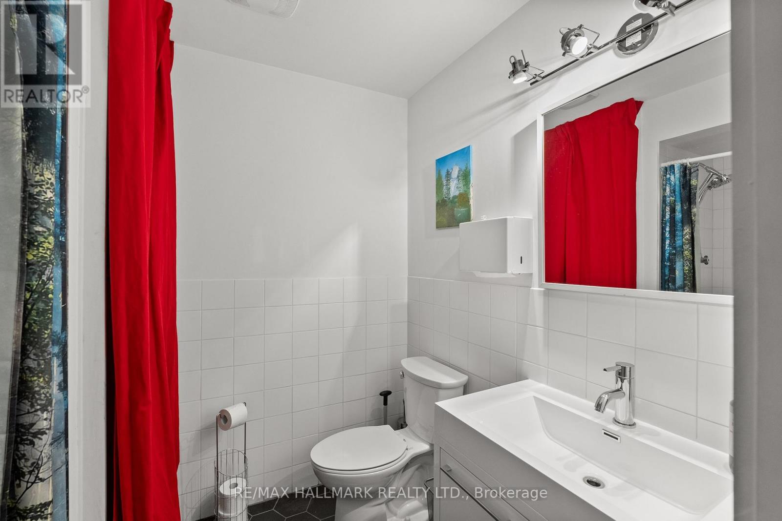 156 - 1159 Dundas Street E, Toronto, Ontario  M4N 3N9 - Photo 12 - E12403460