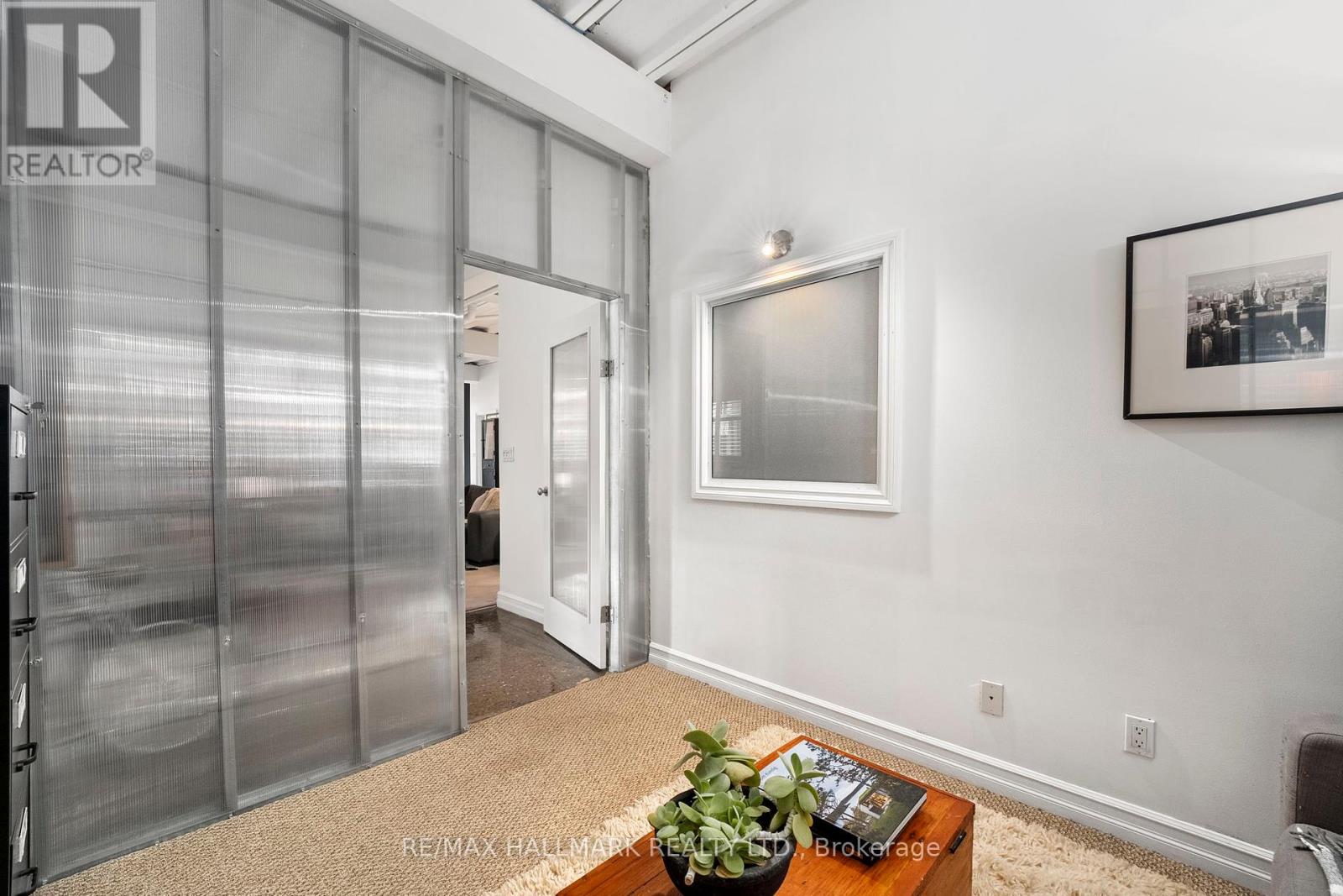 Loft 2 - 2b Minto Street, Toronto, Ontario  M4L 1B6 - Photo 37 - E12403465