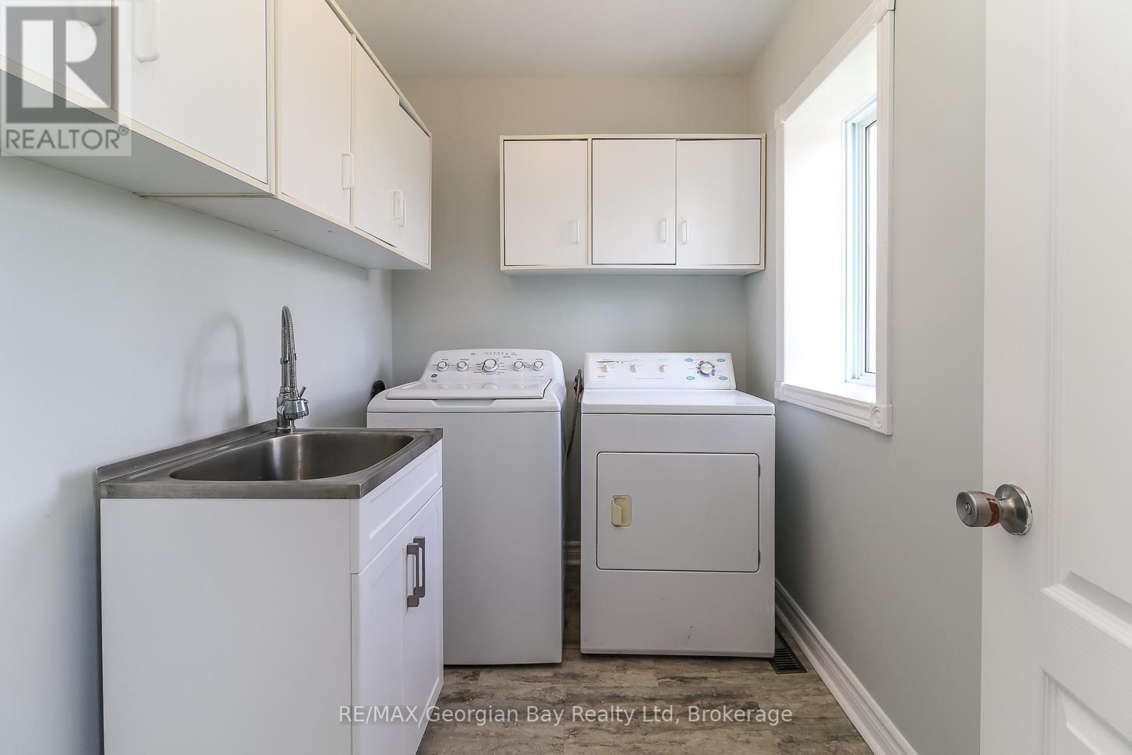 4989 Vasey Road, Oro-Medonte, Ontario L4R 4K3 - Photo 25 - S12403683