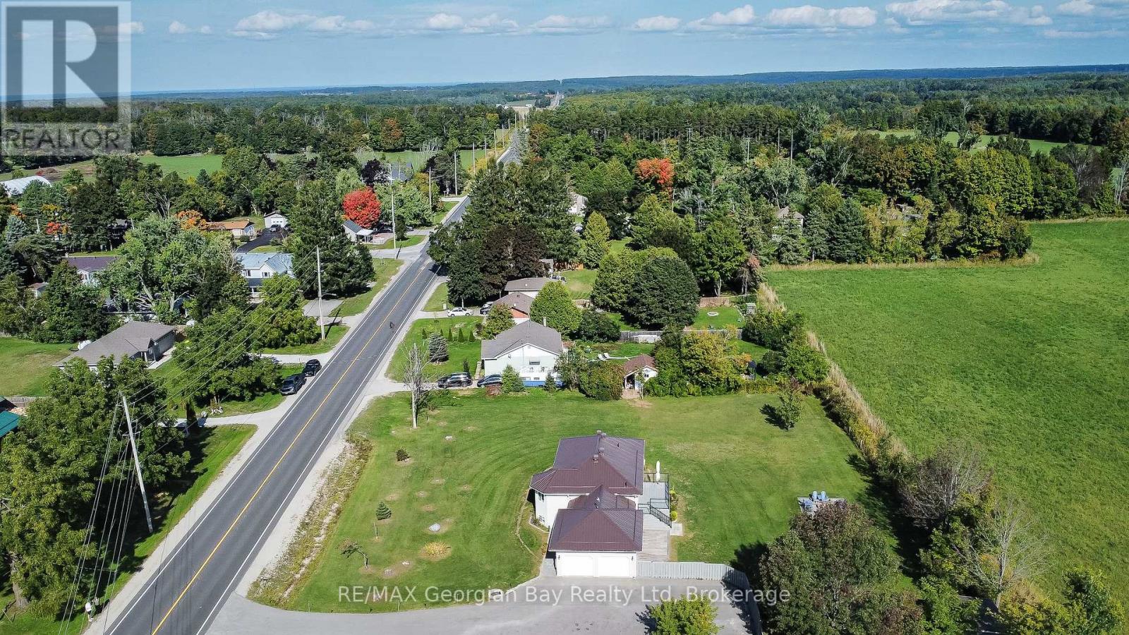 4989 Vasey Road, Oro-Medonte, Ontario L4R 4K3 - Photo 47 - S12403683