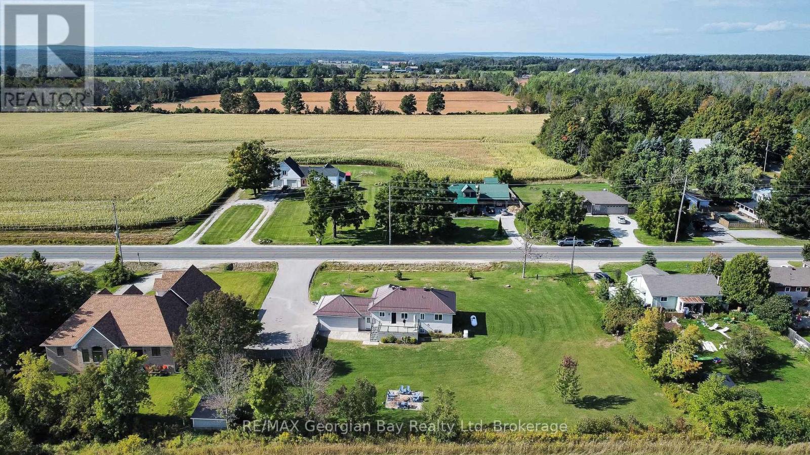 4989 Vasey Road, Oro-Medonte, Ontario L4R 4K3 - Photo 46 - S12403683