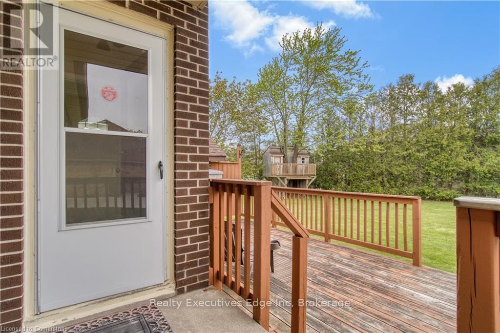 Main - 262 Grange Road, Guelph (Grange Road), Ontario  N1E 6N9 - Photo 34 - X12403656