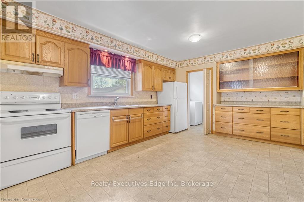 Main - 262 Grange Road, Guelph (Grange Road), Ontario  N1E 6N9 - Photo 15 - X12403656