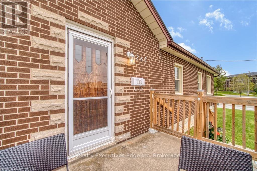 Main - 262 Grange Road, Guelph (Grange Road), Ontario  N1E 6N9 - Photo 7 - X12403656