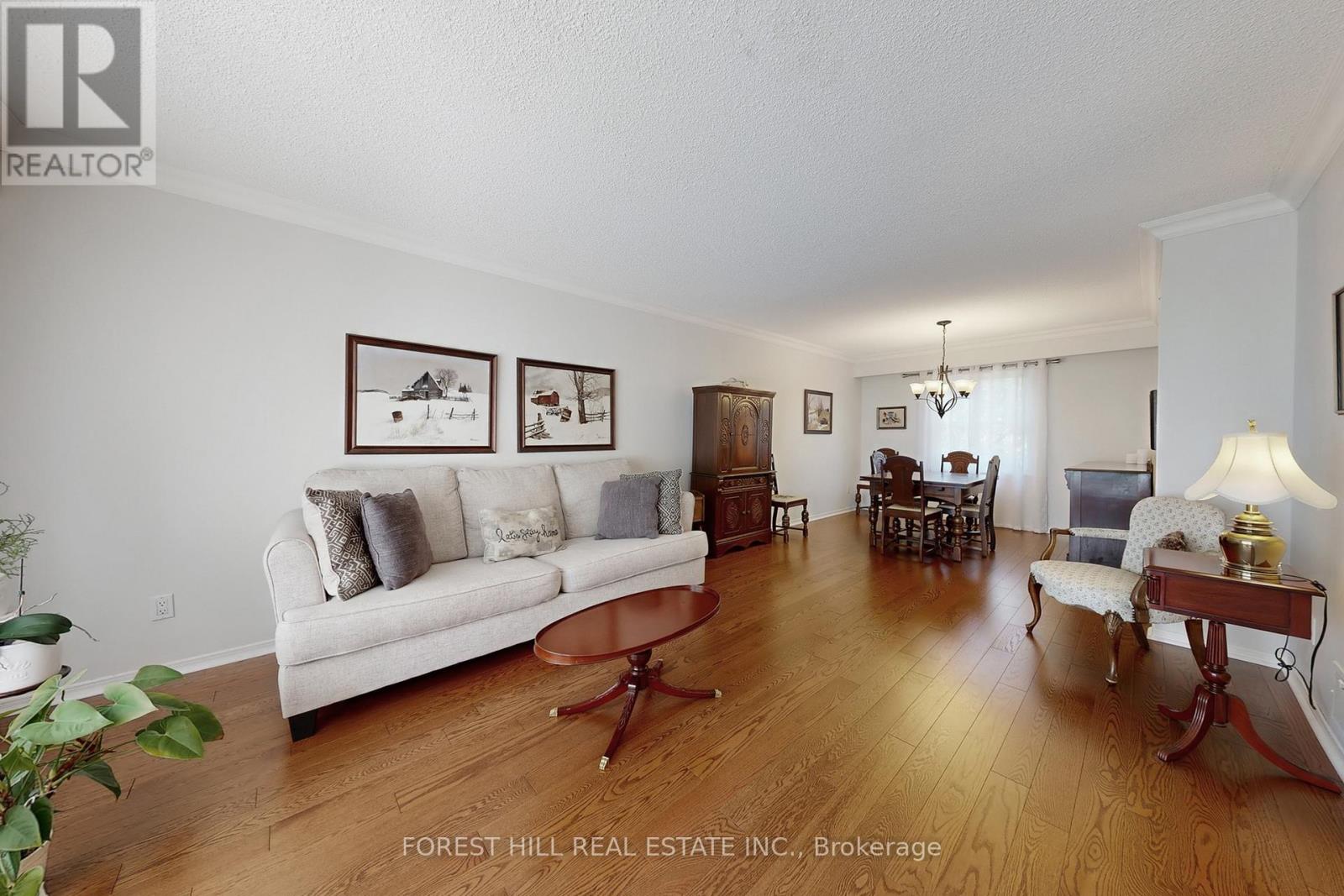 20 Thurgate Crescent, Markham, Ontario  L3T 4G3 - Photo 6 - N12403429