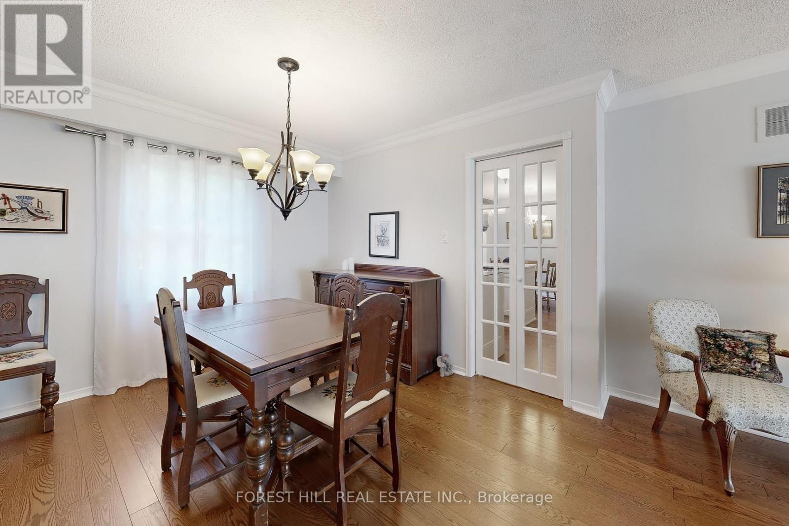 20 Thurgate Crescent, Markham, Ontario  L3T 4G3 - Photo 8 - N12403429
