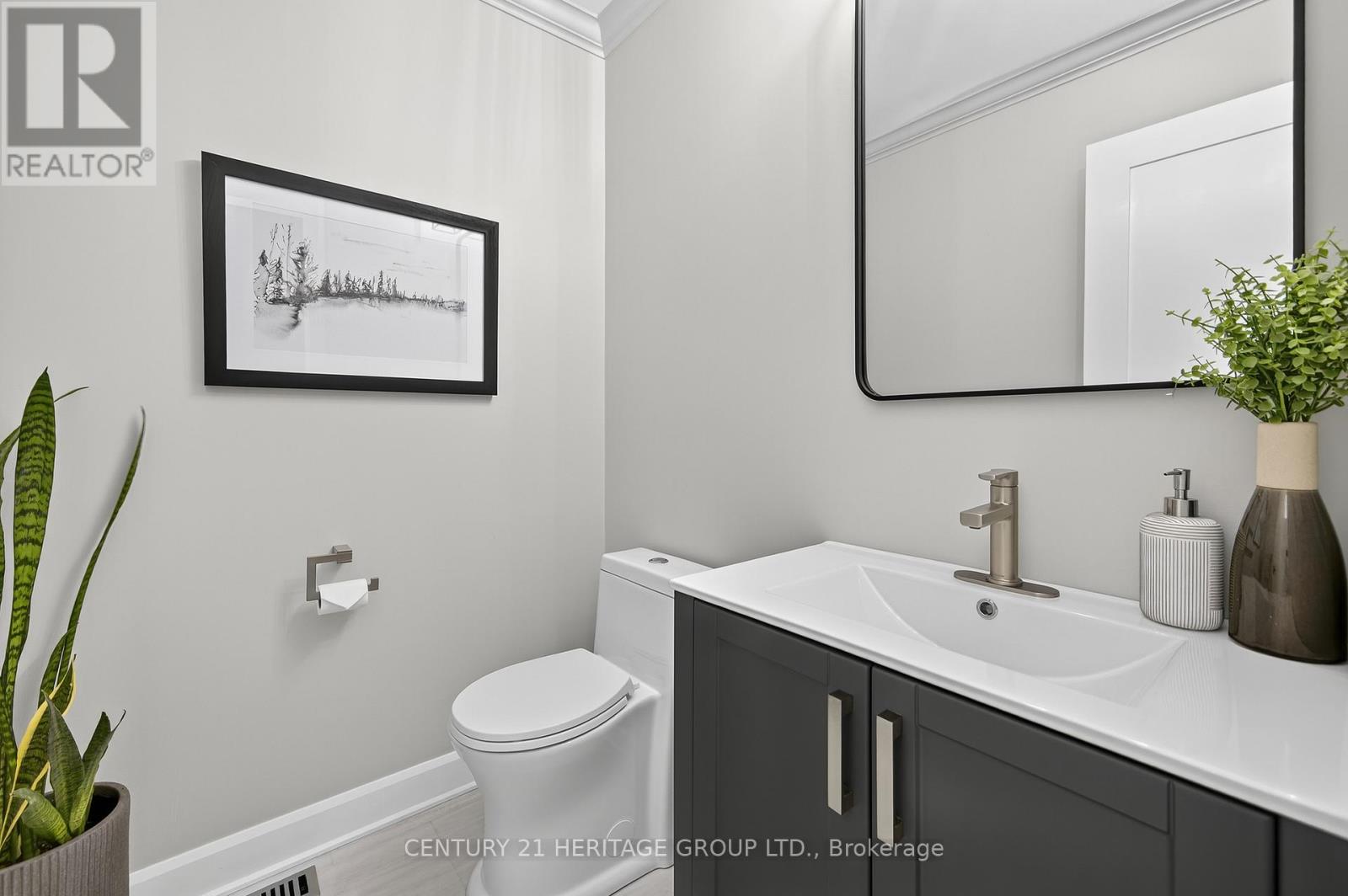 153 Thrushwood Drive, Barrie, Ontario  L4N 0Z1 - Photo 13 - S12403441