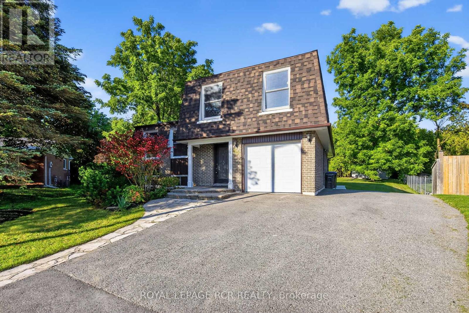 64 BRADLEY COURT, New Tecumseth, Ontario