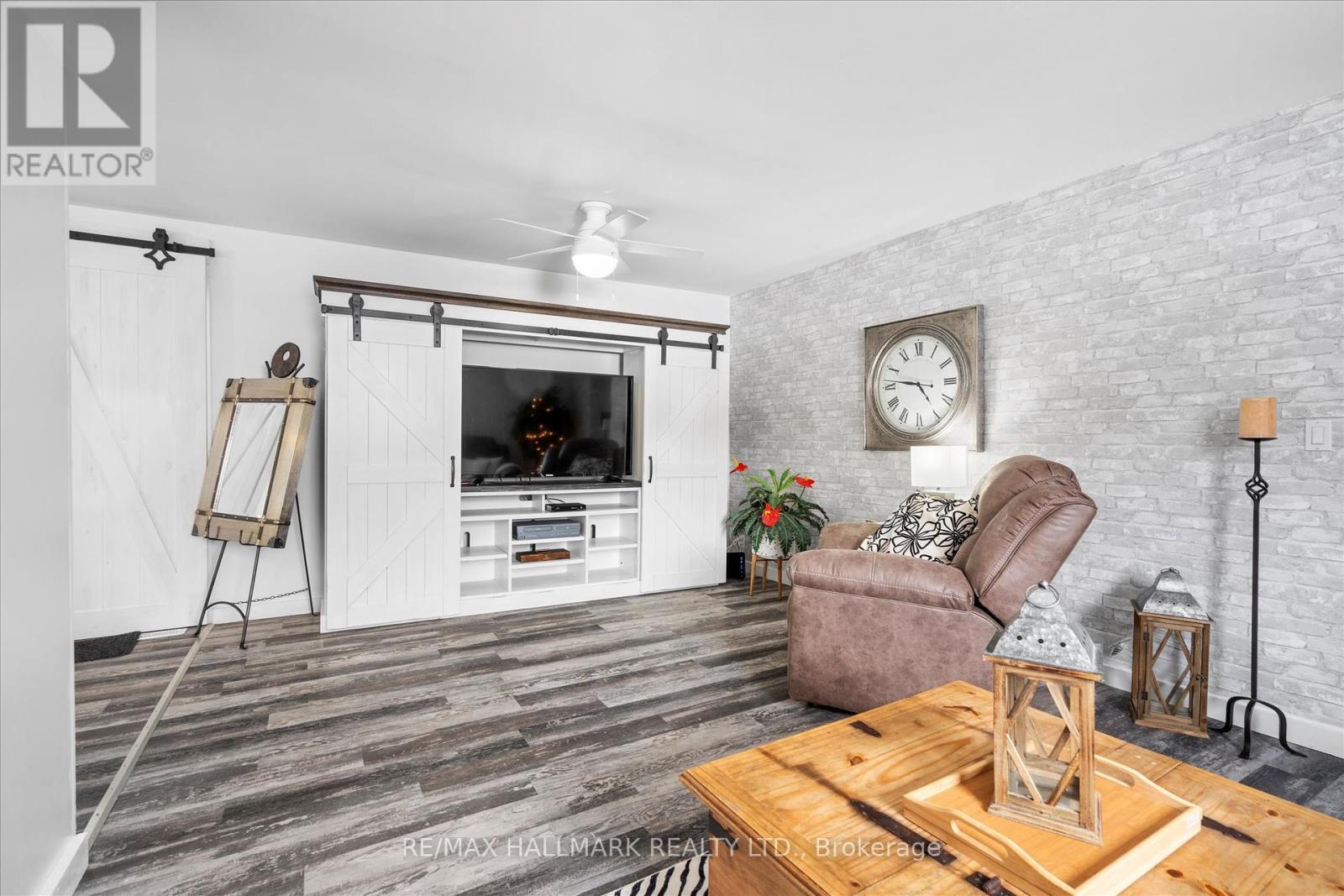 165 Trentside Lane, Quinte West (Frankford Ward), Ontario  K0K 2C0 - Photo 23 - X12403389